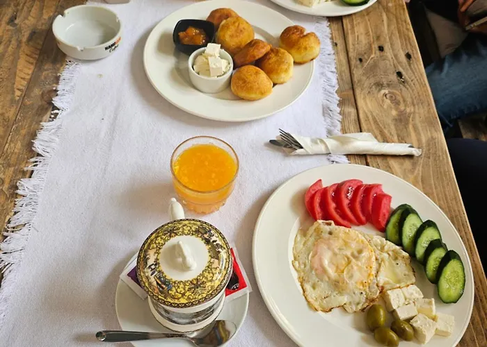 Bob Marley & * Tirana